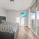 Ocean View 35Th Floor, In The Heart Of Miami